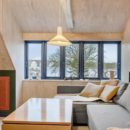 2 Bedroom Beautiful In * Kalvehave (Zealand)