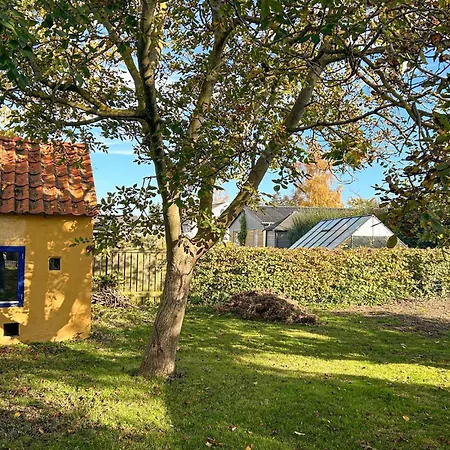 2 Bedroom Beautiful In * Kalvehave (Zealand)