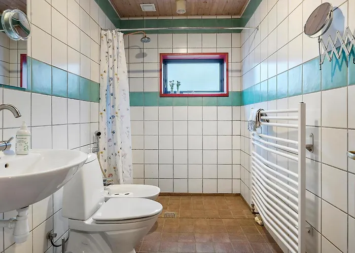 2 Bedroom Beautiful In 別荘 *